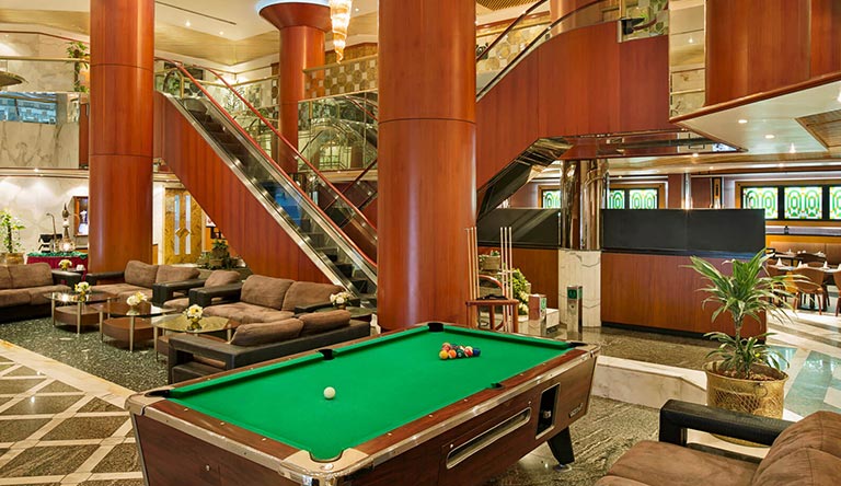 admiral-plaza-pool-table